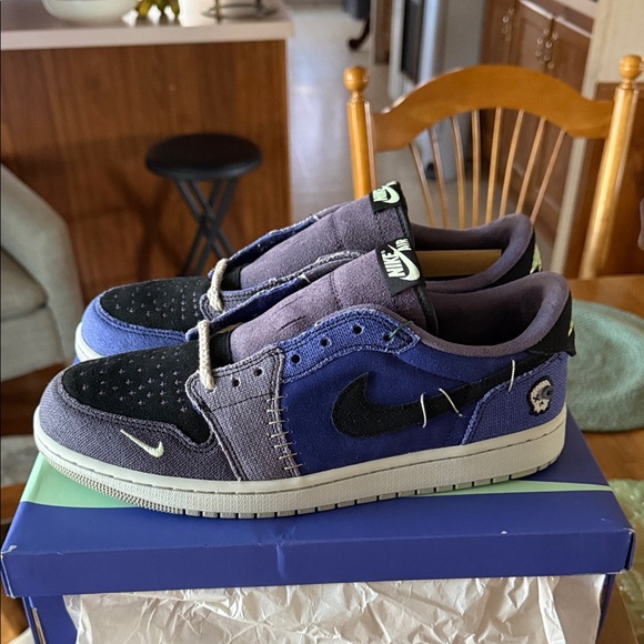 Jordan 1